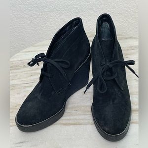 Aquatalia boots suede sz 7.5 black wedge